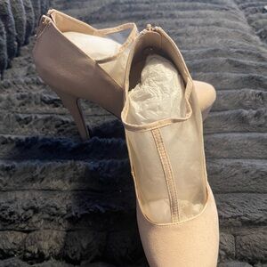 Shoes new